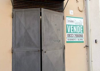 Foto 2 - Attività Commerciale Vico Torre Sabea, Gallipoli - foto 2