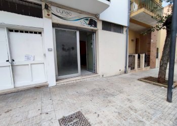 Foto 1 - Commercial Premises via malta, Alezio - photo 1