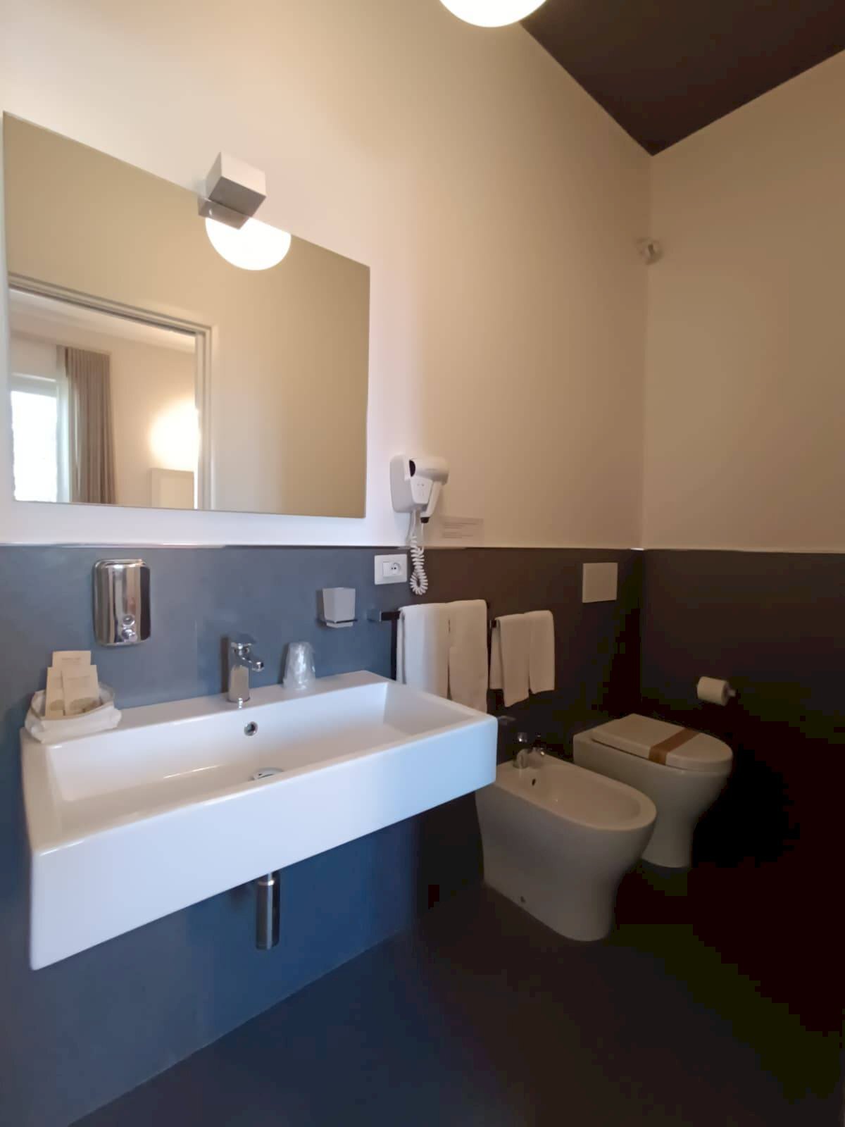 Foto 3 - Attività Commerciale via rosmini, Gallipoli - foto 3