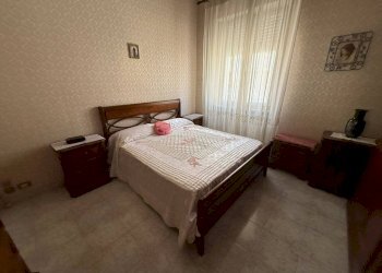 Camera da letto - Trilocale via Elvo, 2, Torino (zona Barriera Milano) - foto 13