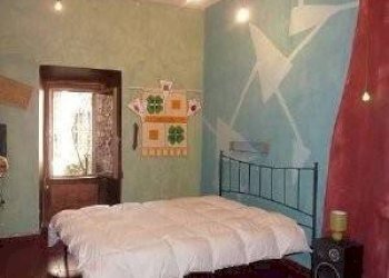 Camera da letto - Bilocale via del Collitrone, 23, Toffia - foto 9