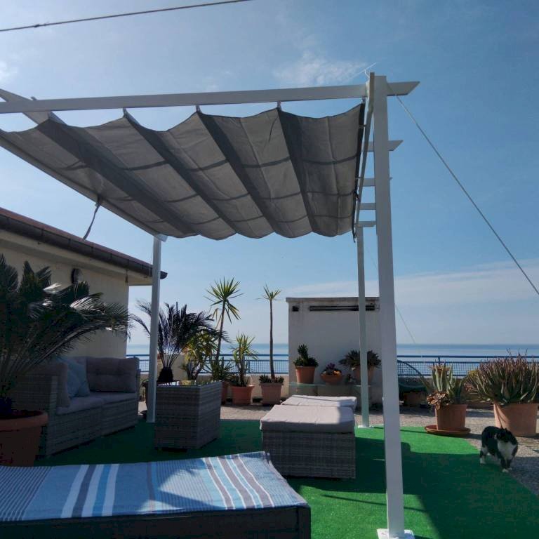 Terrazzo - Monolocale viale Goffredo Franchini, Genova - foto 1