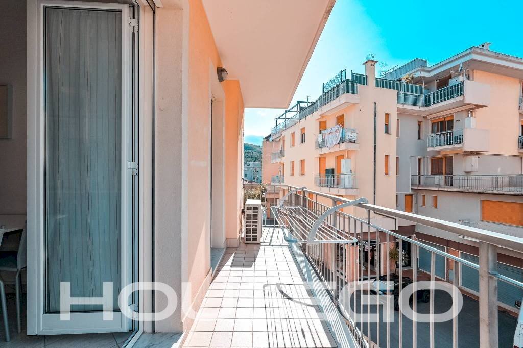 Balcone - Three-room apartment via Germania, 33, Spotorno - photo 1