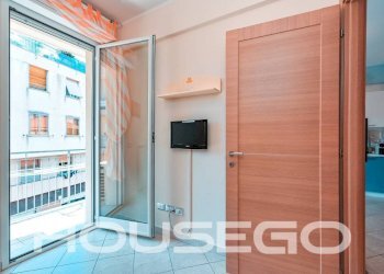 Disimpegno - Three-room apartment via Germania, 33, Spotorno - photo 15
