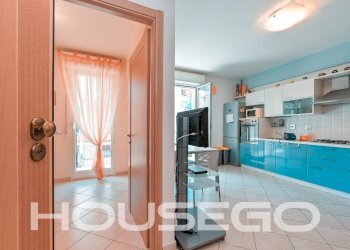 Ingresso - Trilocale via Germania, 33, Spotorno - foto 18