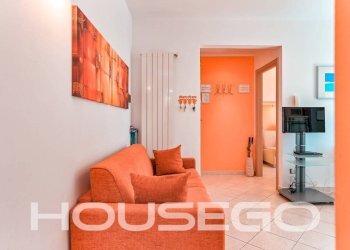 Salone - Three-room apartment via Germania, 33, Spotorno - photo 32