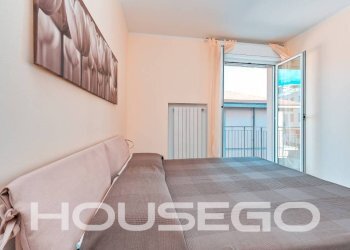 Camera da letto - Three-room apartment via Germania, 33, Spotorno - photo 43
