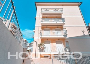 Facciata - Trilocale via Germania, 33, Spotorno - foto 8