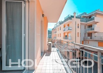 Balcone - Three-room apartment via Germania, 33, Spotorno - photo 1