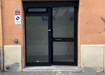 vista vetrine - Shop via Andrea Costa, 118, Bologna (neighborhood Costa Saragozza) - photo 4