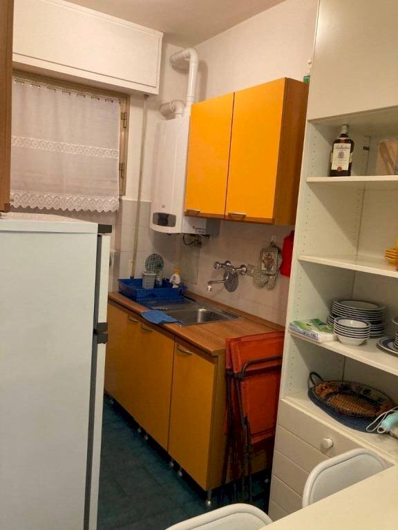 Cucina - Two-room apartment via Pisa, Massa - photo 1