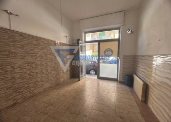 Locale Commerciale Via Arno, Siracusa - foto 1