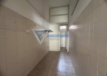 Locale Commerciale Via Arno, Siracusa - foto 5