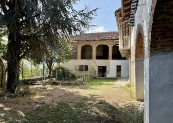 Casa indipendente Montelupo Albese - foto 4
