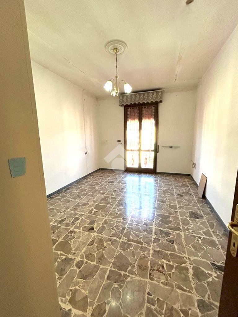 Four-room apartment Largo Carlo Ghibellini, Pavullo nel Frignano - photo 3