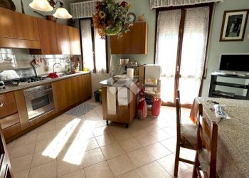 Quadrilocale Largo Carlo Ghibellini, Pavullo nel Frignano - foto 4