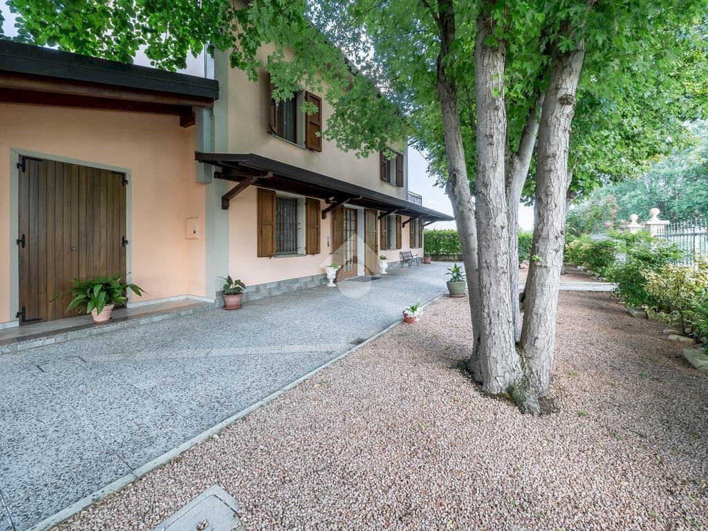 Villa Str. dei Boschi, Novellara - foto 3