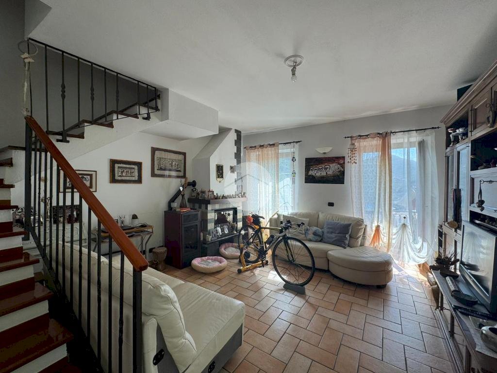 Semi-detached house Passo Soprano, Avegno - photo 3
