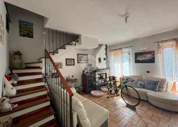 Semi-detached house Passo Soprano, Avegno - photo 4