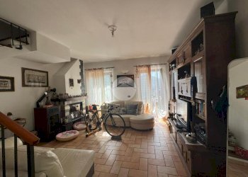Semi-detached house Passo Soprano, Avegno - photo 5