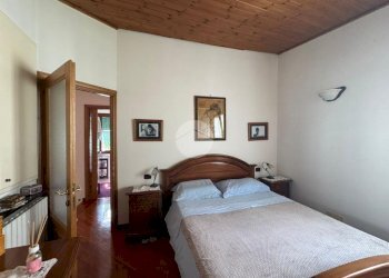 Semi-detached house Passo Soprano, Avegno - photo 17