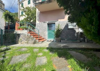 Semi-detached house Passo Soprano, Avegno - photo 23