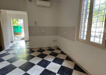 Four-room apartment Via Benvenuto Cellini, 2/1A, Bologna (neighborhood Massarenti) - photo 9