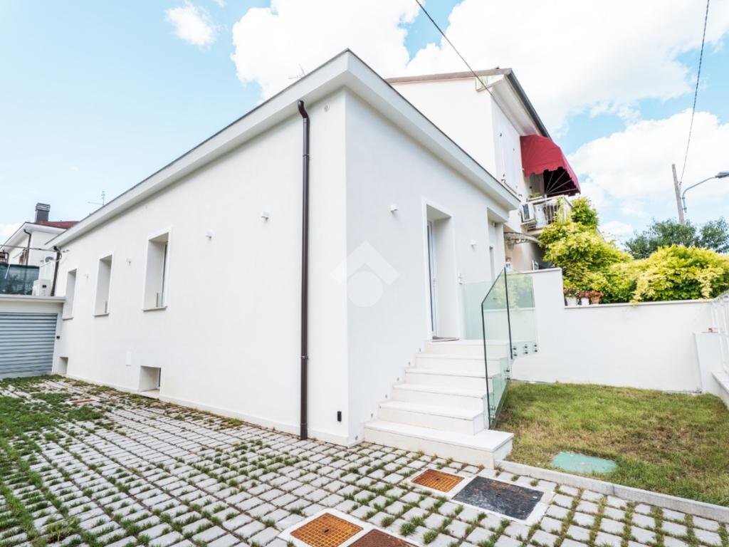 Villa Via Orazio Antinori, Rimini - photo 1