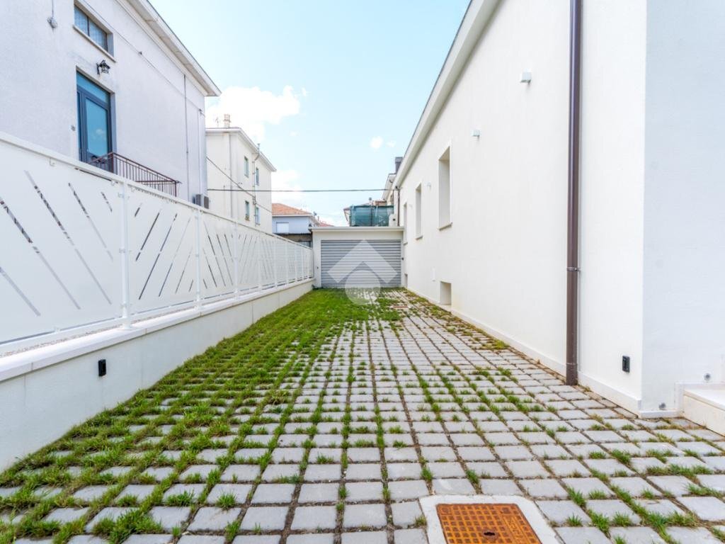 Villa Via Orazio Antinori, Rimini - photo 3