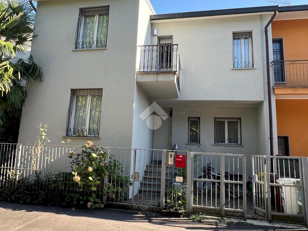 Porzione di casa Via Giosuè Carducci, Novate Milanese - foto 3