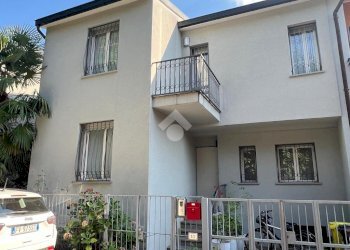 Porzione di casa Via Giosuè Carducci, Novate Milanese - foto 2