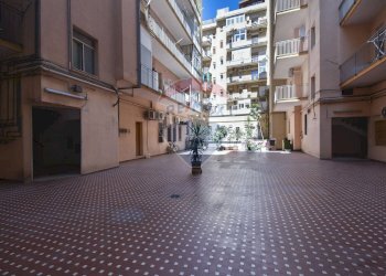 Edificio all\'aperto - Non-buildable land Via Milano
 
29, Catania - photo 4