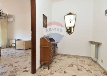 Hall / corridoio - Non-buildable land Via Milano
 
29, Catania - photo 7