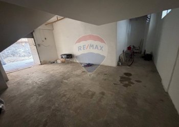 Parcheggio - Warehouse Via De Caro
83, Catania - photo 3