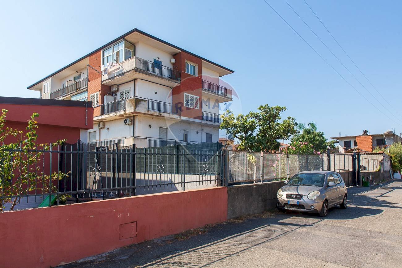 Edificio all\'aperto - Appartamento Contrada Valcorrente
snc, Belpasso - foto 3