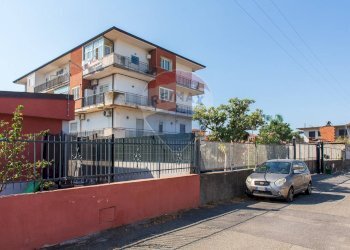 Edificio all\'aperto - Appartamento Contrada Valcorrente
 
snc, Belpasso - foto 3