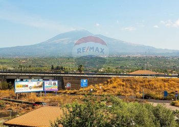 Vista delle montagne - Appartamento Contrada Valcorrente
 
snc, Belpasso - foto 26