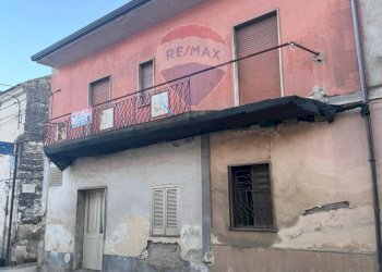 Casa all\'aperto - Trilocale Via IV Novembre
 
Snc, Carinola - foto 1