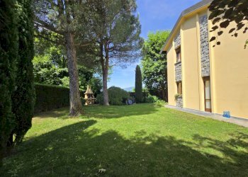 Giardino - Villa VIA CASTELLO
 
25, Annone di Brianza - photo 20