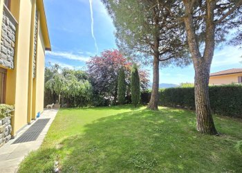 Giardino - Villa VIA CASTELLO
 
25, Annone di Brianza - photo 24