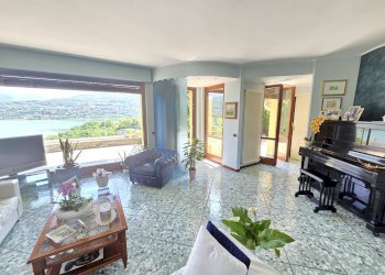 Soggiorno - Villa VIA CASTELLO
 
25, Annone di Brianza - photo 32