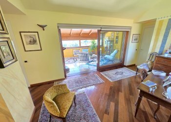 Soggiorno - Villa VIA CASTELLO
 
25, Annone di Brianza - photo 70