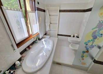 Bagno - Villa VIA CASTELLO
 
25, Annone di Brianza - photo 87