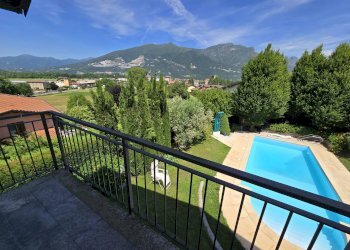 Balcone - Villa VIA CASTELLO
 
25, Annone di Brianza - photo 101