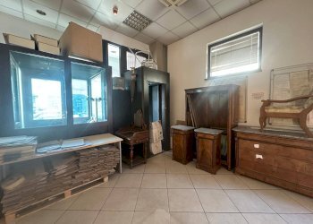 Foto 1 - Locale Commerciale VIA NAZIONALE APPIA
162, Casagiove - foto 1