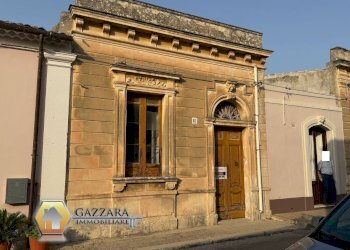 Foto 3 - Casa indipendente Via Manzoni
 
82, Canicattini Bagni - foto 3