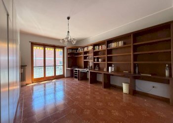 Camera da letto - Quadrilocale via Carlo Maina, 40, Poirino - foto 4