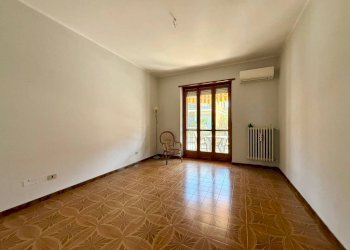 Camera da letto - Quadrilocale via Carlo Maina, 40, Poirino - foto 20
