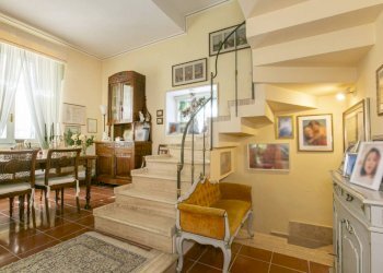 Scala - Villa via della Pineta, 12, Anzio - foto 9