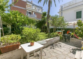 Giardino - Villa via della Pineta, 12, Anzio - foto 36